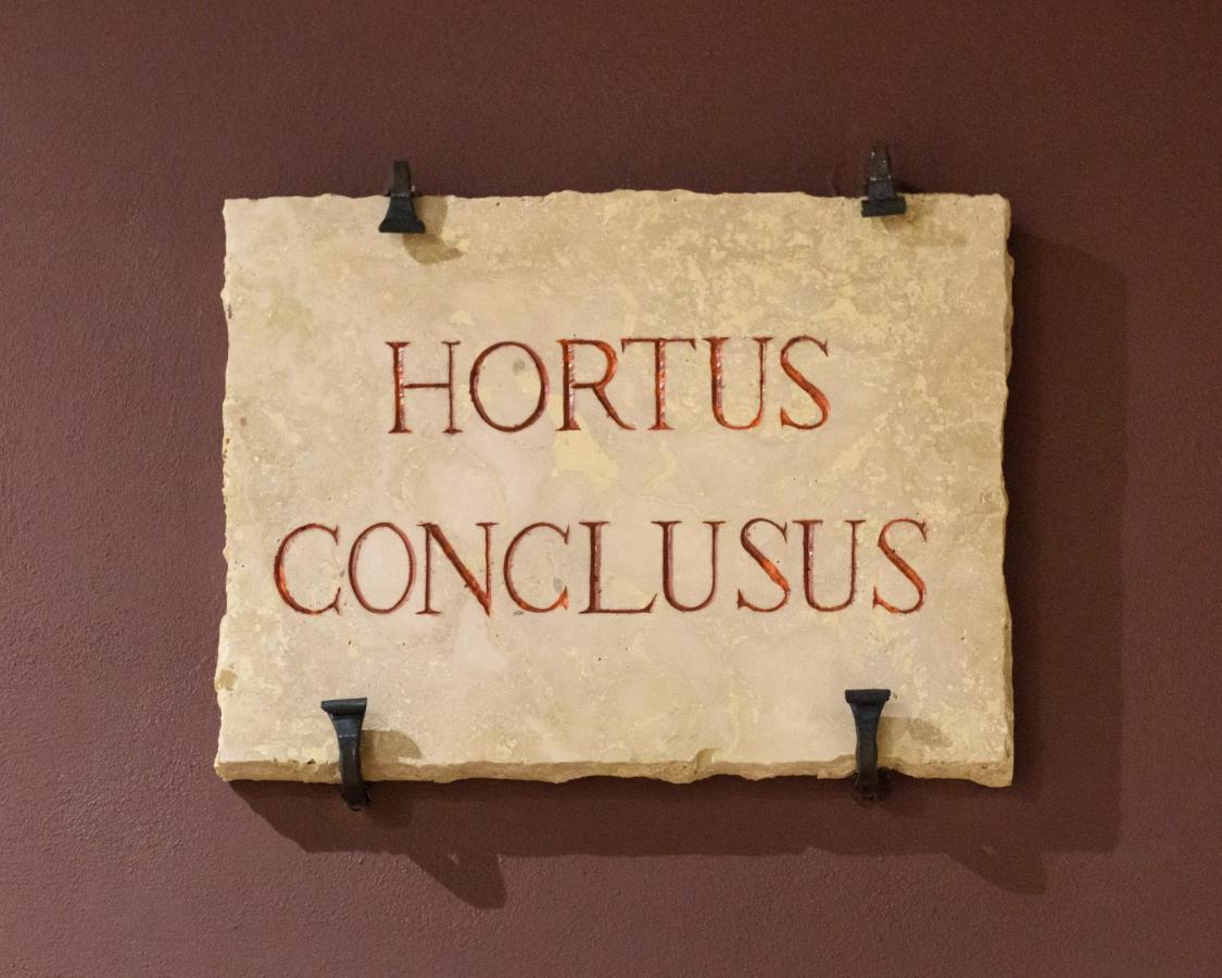 シエーナHortus Conclusus + Free Parkingアパートメント エクステリア 写真